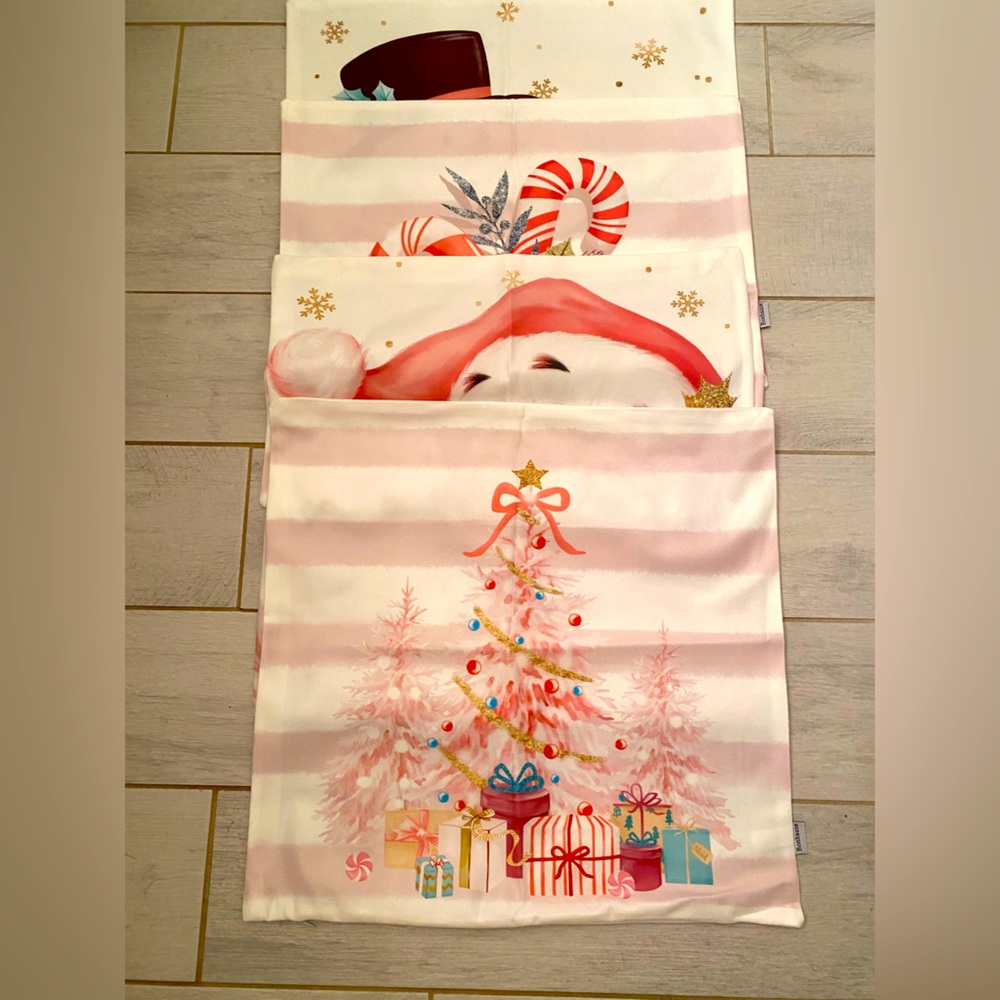 NWT Set of 4 Christmas Cushion Covers 18” x 18”